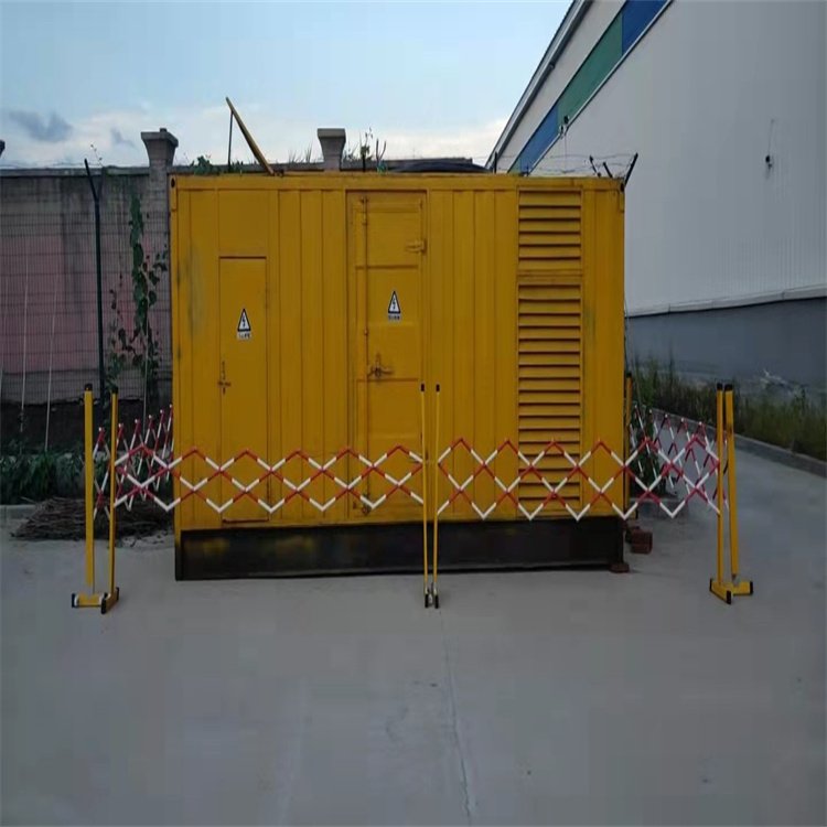 演出发电机组油箱盖上留出小气孔有什么用？